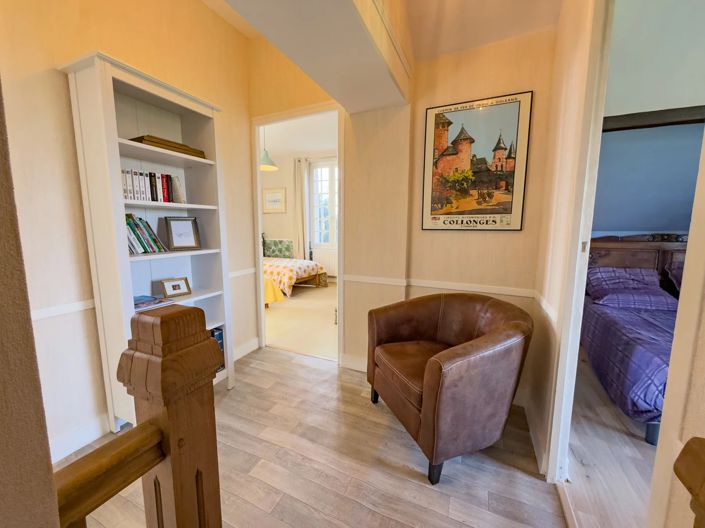 Image No.11-3 Bed House for sale