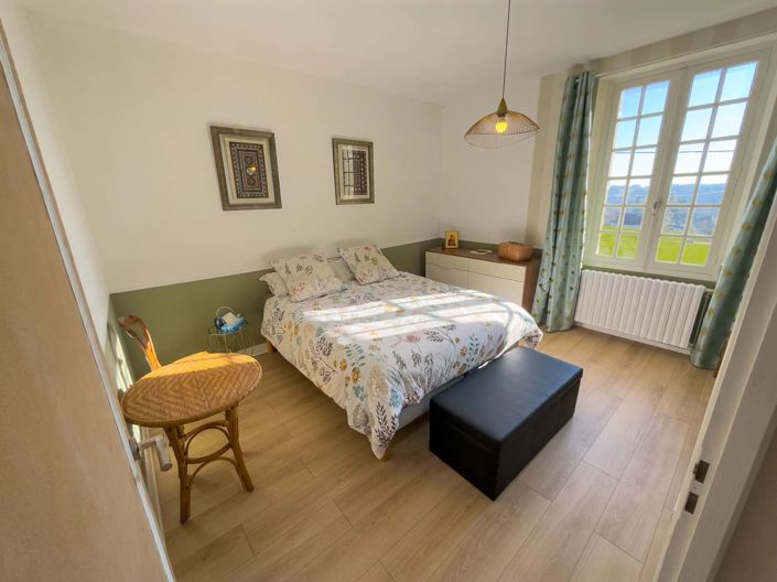 Image No.14-3 Bed House for sale