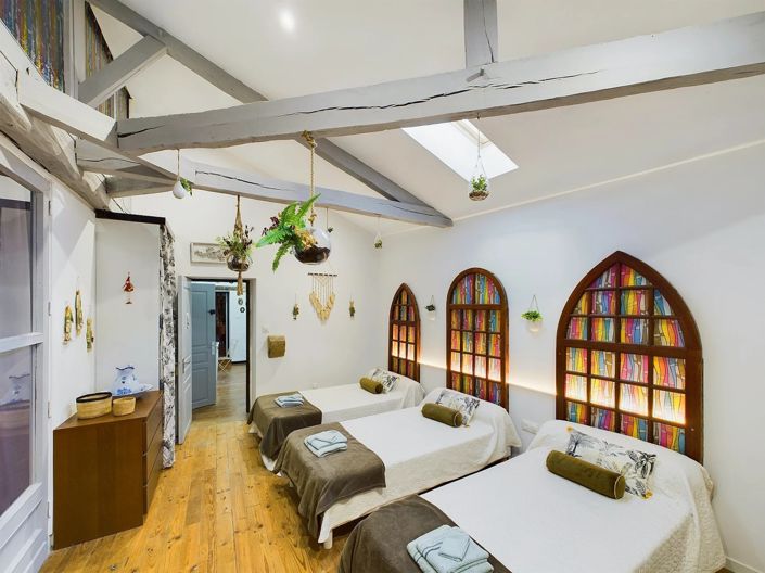 Image No.4-7 Bed House for sale