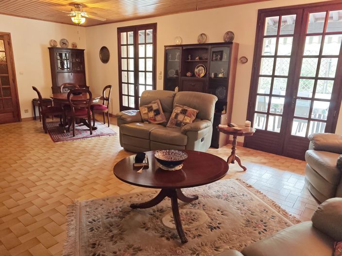 Image No.4-4 Bed House for sale