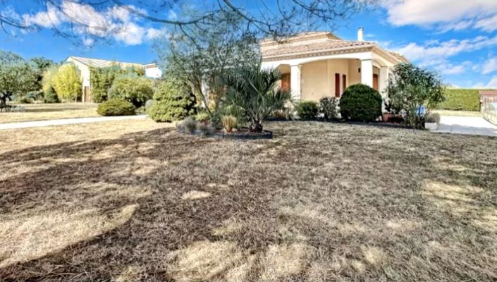 Image No.11-3 Bed House for sale