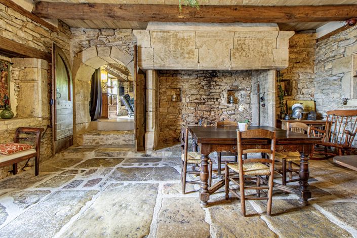 Image No.3-6 Bed House for sale