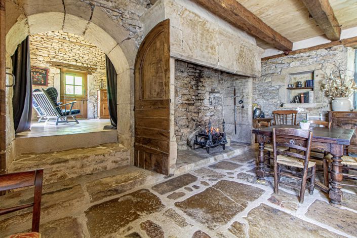 Image No.4-6 Bed House for sale