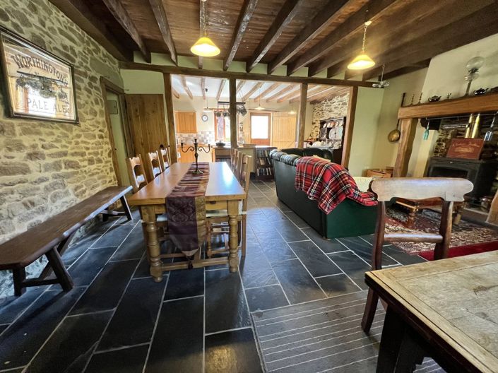 Image No.9-3 Bed House for sale