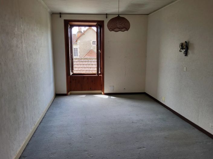 Image No.12-3 Bed House for sale