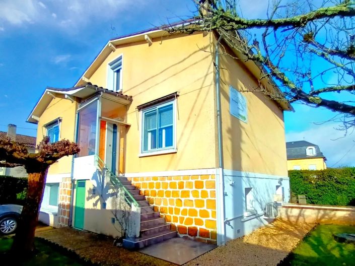 Image No.1-4 Bed House for sale