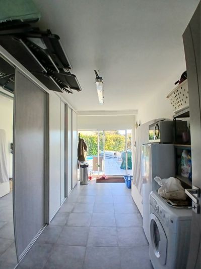 Image No.12-4 Bed House for sale