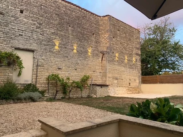 Image No.14-3 Bed House for sale