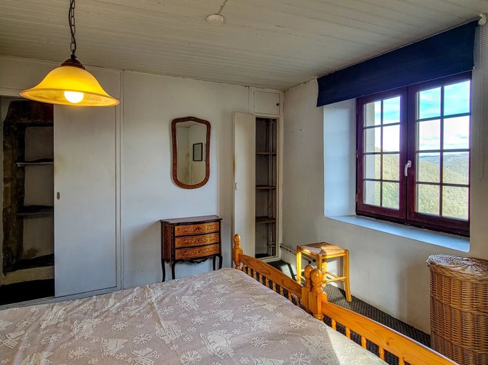 Image No.7-5 Bed House for sale