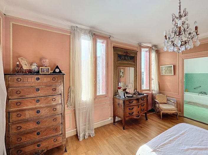 Image No.4-House for sale