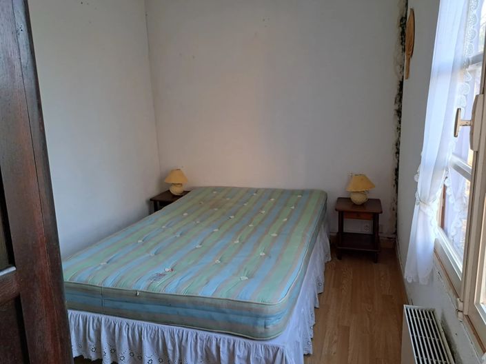 Image No.5-House for sale