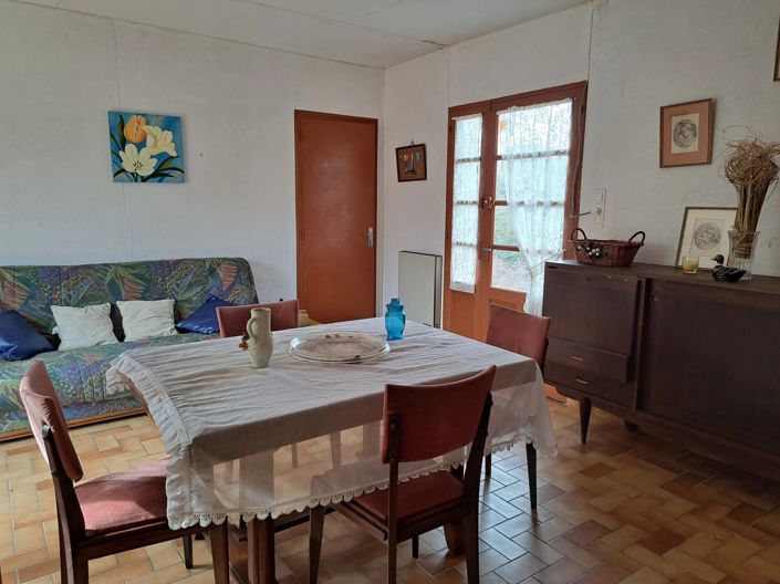 Image No.8-House for sale