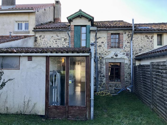 Image No.13-2 Bed House for sale