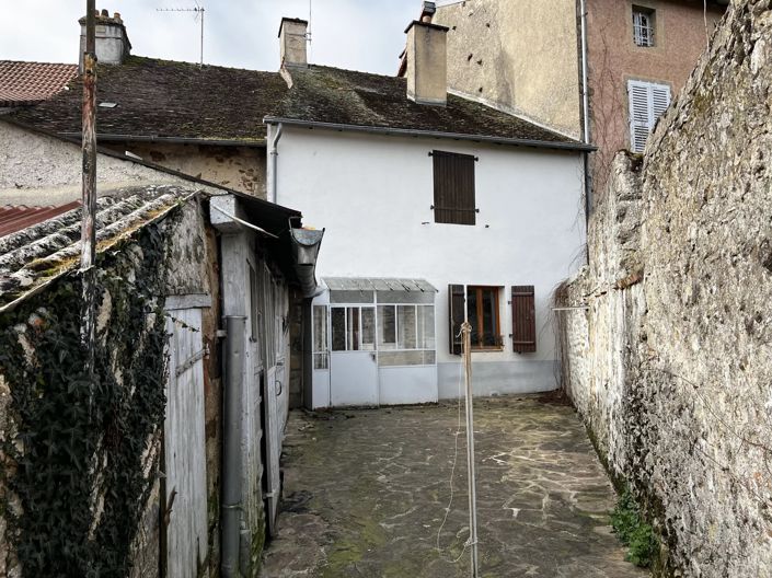 Image No.15-2 Bed Village House for sale