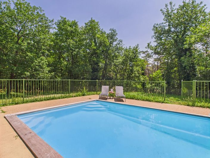 Image No.10-41 Bed House for sale