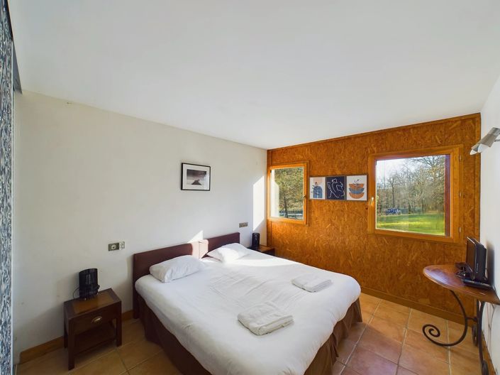 Image No.7-41 Bed House for sale