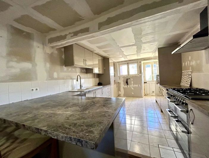 Image No.6-1 Bed Village House for sale