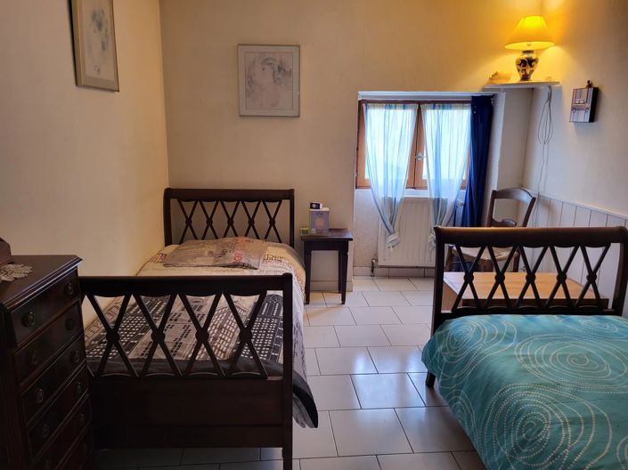 Image No.14-7 Bed House for sale