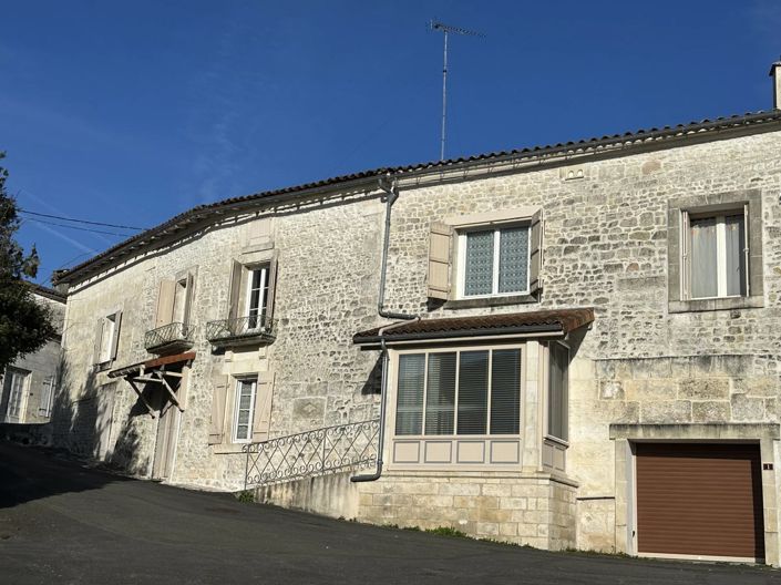 Image No.1-4 Bed House for sale