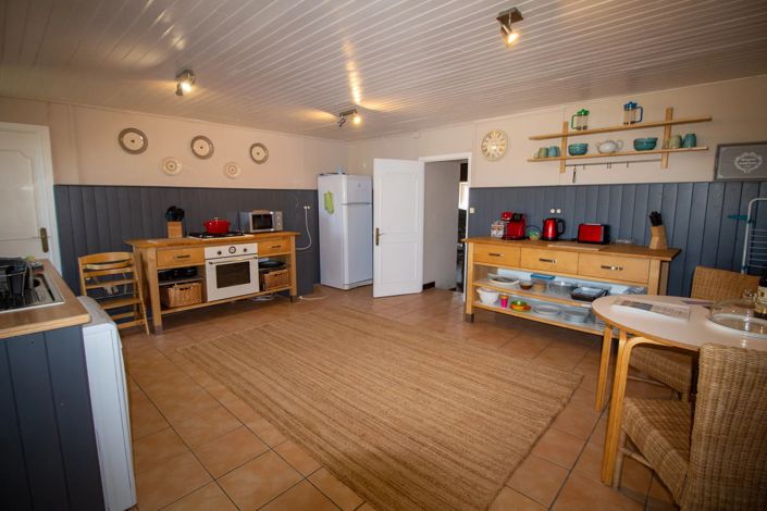 Image No.9-8 Bed House for sale