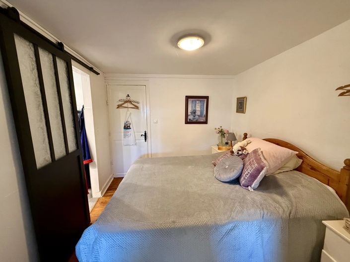 Image No.10-2 Bed House for sale