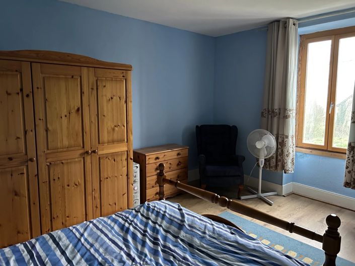 Image No.7-3 Bed House for sale