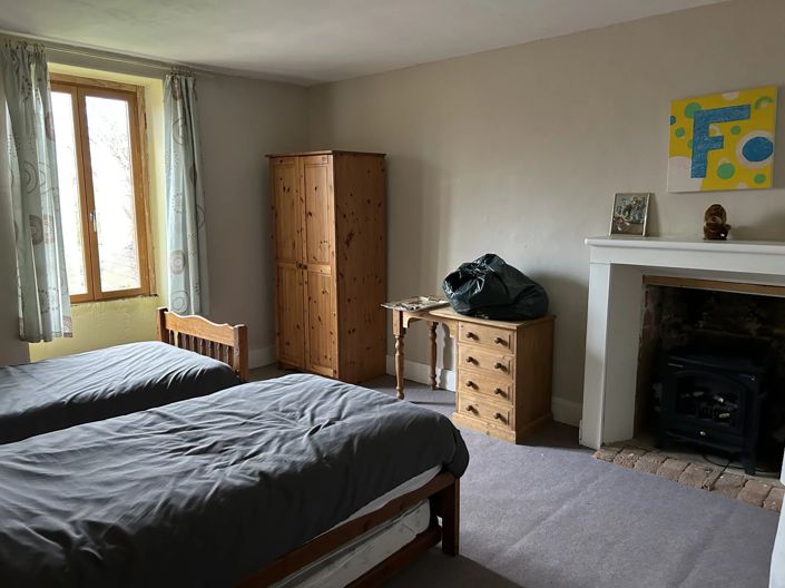 Image No.8-3 Bed House for sale