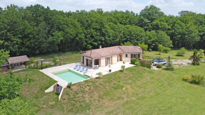 Image No.1-3 Bed House for sale