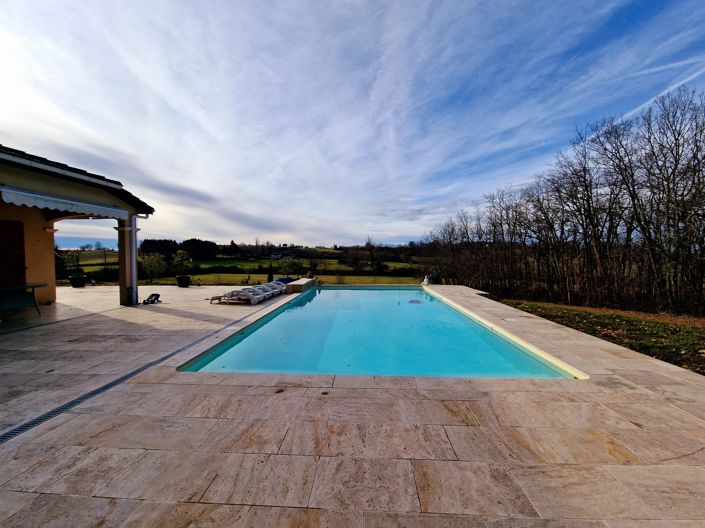 Image No.9-3 Bed House for sale