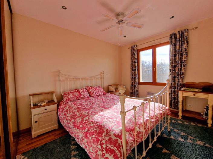 Image No.7-3 Bed House for sale