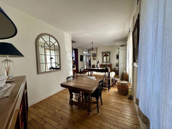 Image No.15-10 Bed House for sale