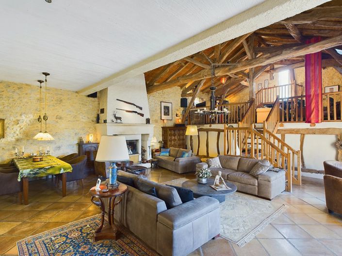 Image No.3-3 Bed House for sale