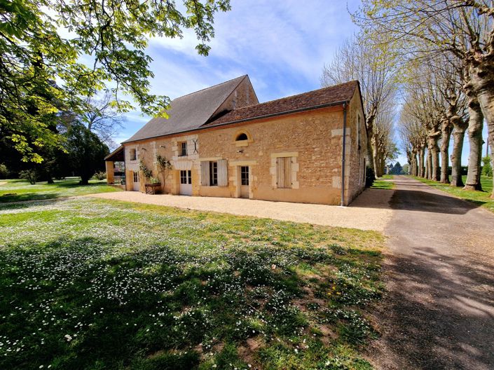 Image No.8-5 Bed House for sale