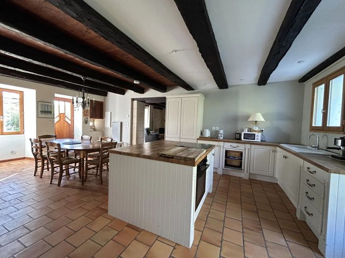 Image No.1-4 Bed Village House for sale