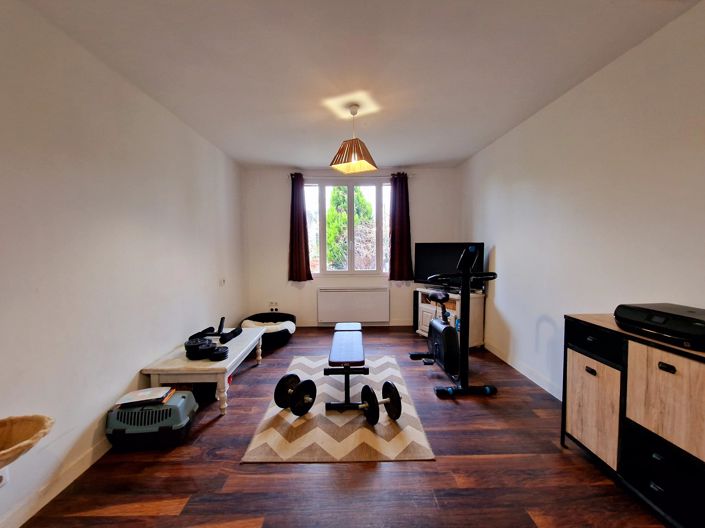 Image No.10-4 Bed House for sale