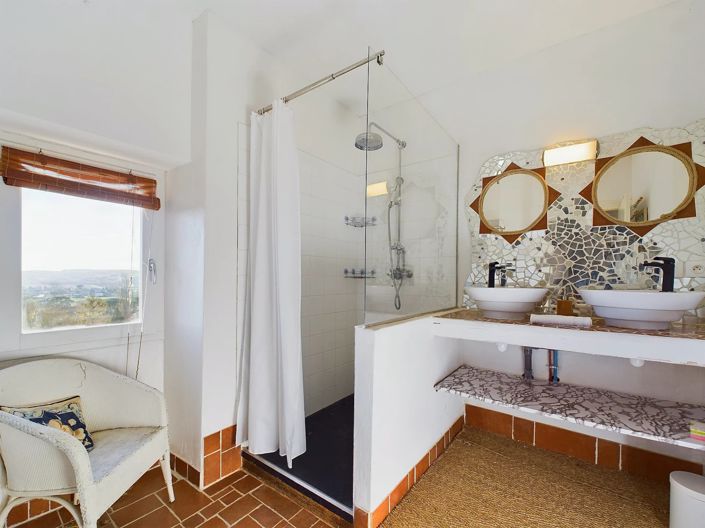 Image No.9-3 Bed House for sale