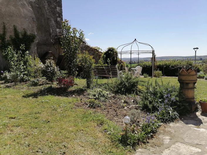 Image No.2-3 Bed House for sale