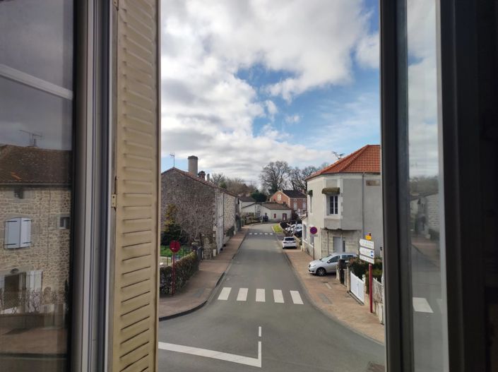 Image No.14-4 Bed House for sale