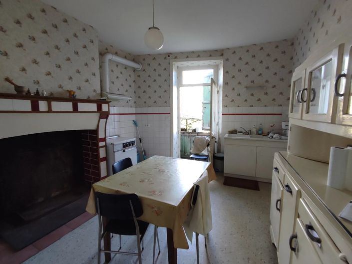 Image No.8-4 Bed House for sale