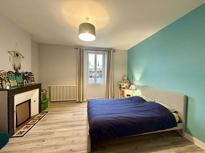 Image No.7-3 Bed House for sale