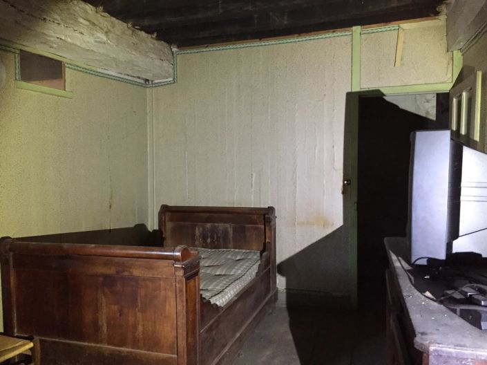 Image No.4-6 Bed Village House for sale