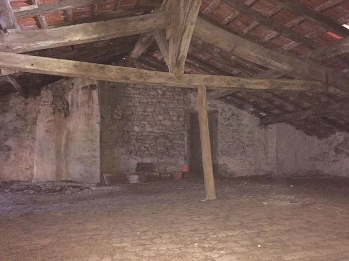 Image No.6-6 Bed Village House for sale