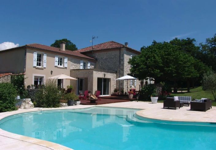 Image No.3-6 Bed House for sale