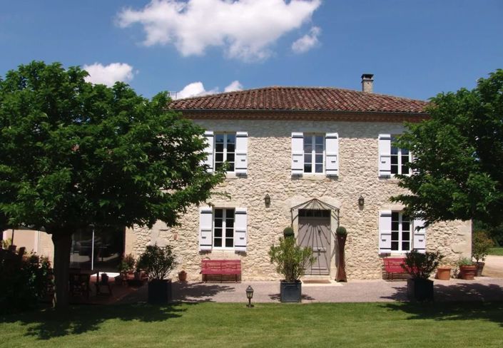 Image No.1-6 Bed House for sale