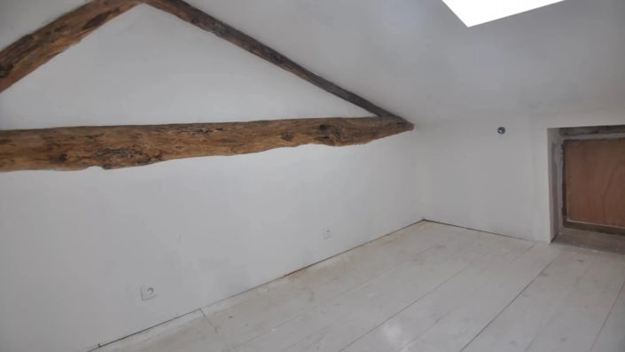 Image No.13-4 Bed House for sale