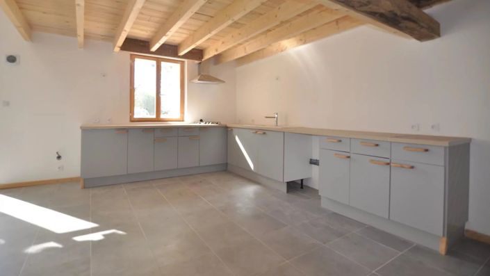 Image No.3-4 Bed House for sale