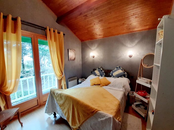 Image No.13-4 Bed Village House for sale