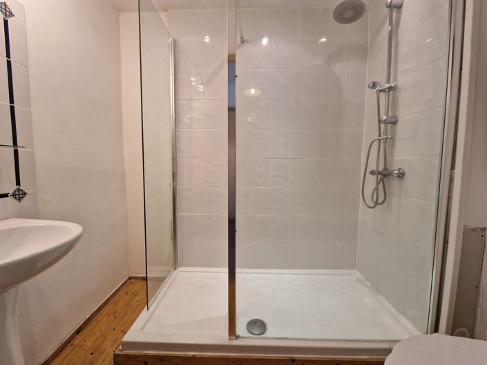 Image No.11-2 Bed House for sale