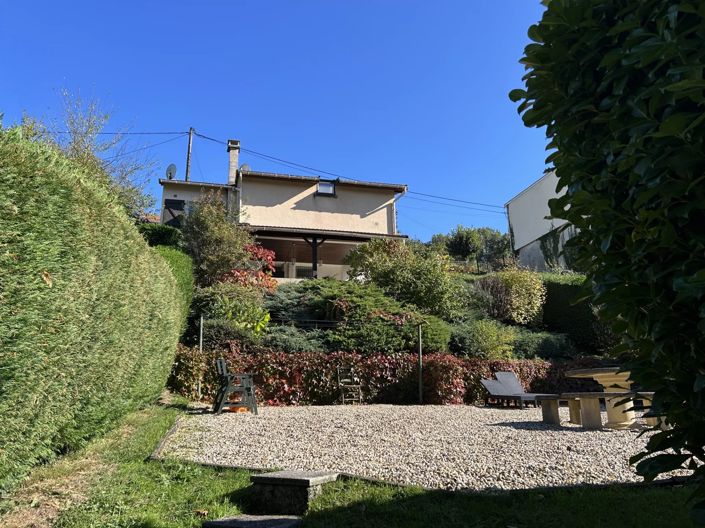 Image No.1-2 Bed House for sale