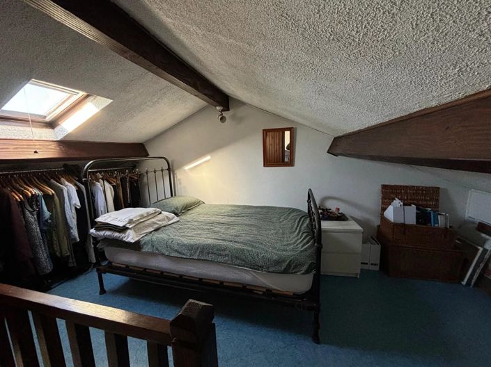 Image No.13-2 Bed House for sale